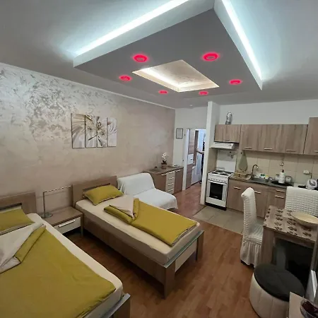 Apartament Bondi 2 *